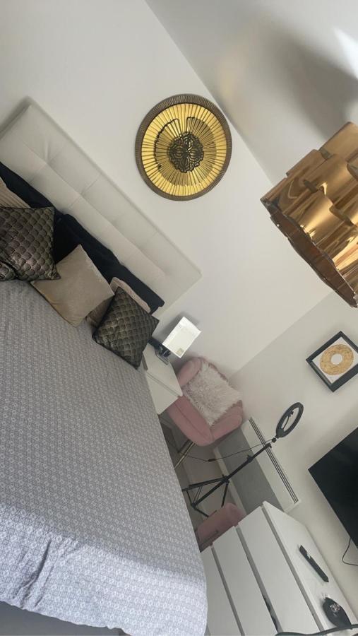Appartement Jacuzzi Prive أفينيون المظهر الخارجي الصورة